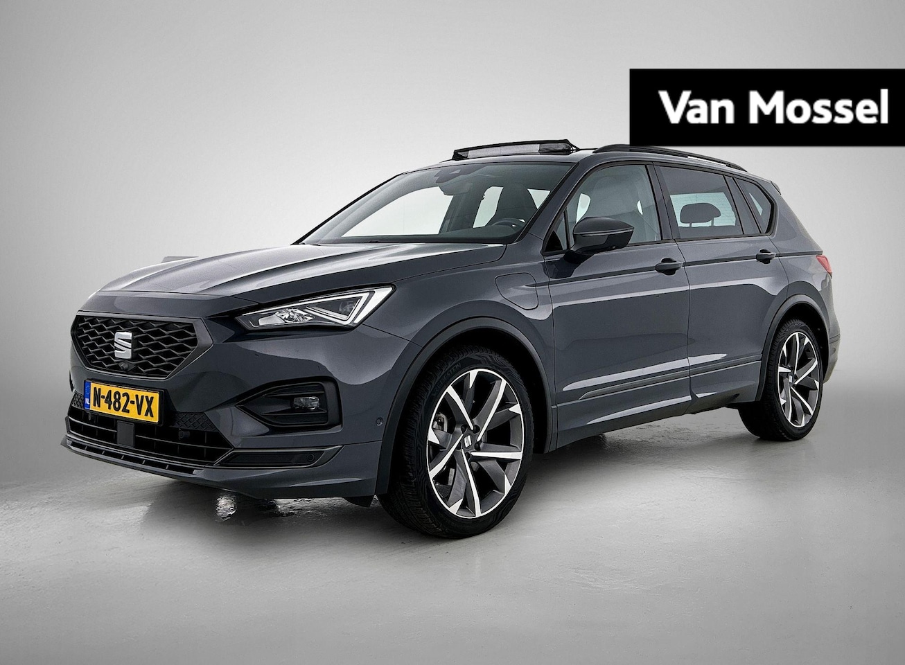 SEAT Tarraco - 1.4 TSI e-Hybrid PHEV Xcellence | WORDT VERWACHT | PANORAMA DAK | STUURVERWARMING | VIRTUA - AutoWereld.nl