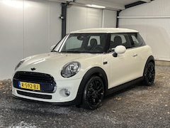 MINI 3-Deurs - 1.5 Cooper Pepper Serious Business 136PK 4-2017 2e EIG *78.447 KM* NW APK