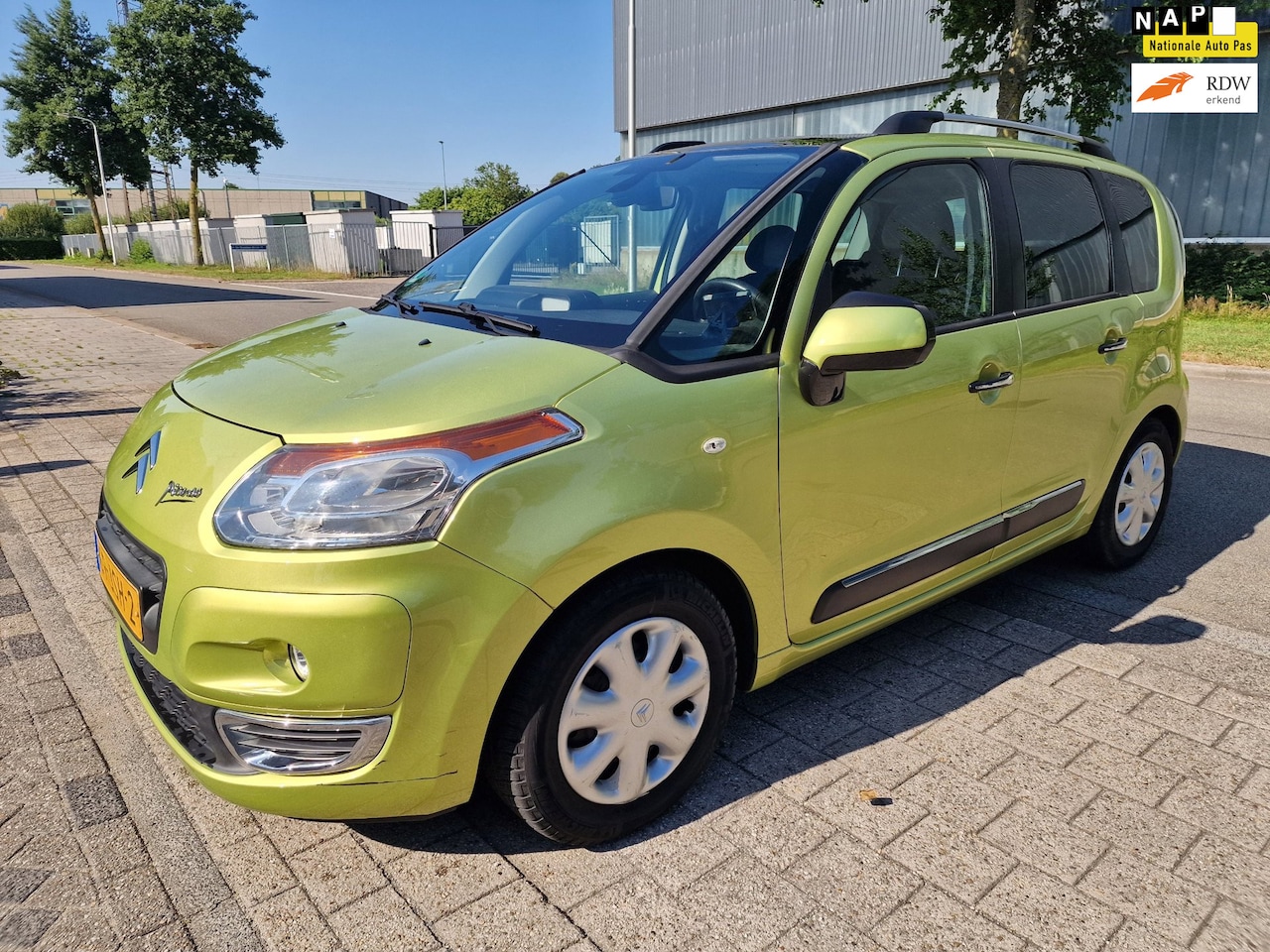 Citroën C3 Picasso - 1.6 VTi Exclusive 1.6 VTi Exclusive, Apk, Nap, Goed rijdend, Inruil mogelijk. - AutoWereld.nl