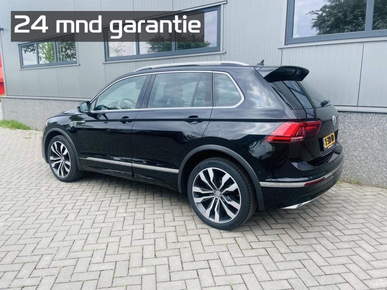 Volkswagen Tiguan - 2.0 TSI 4Motion Highline | 3 x R-line | Pano | Carplay / Android Auto | Dynaudio | HUD | 2