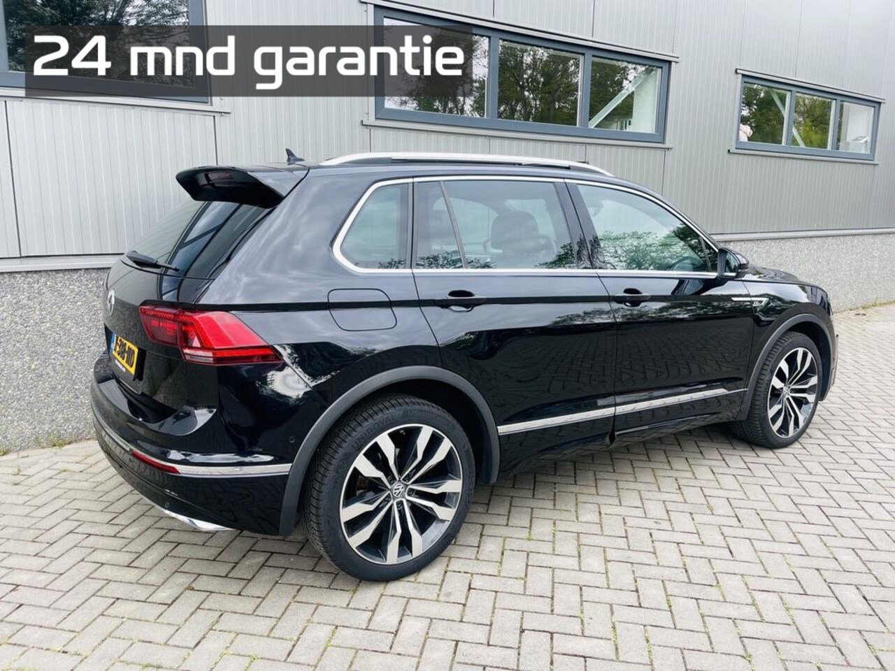 Volkswagen Tiguan - 2.0 TSI 4Motion Highline | 3 x R-line | Pano | Carplay / Android Auto | Dynaudio | HUD | 2