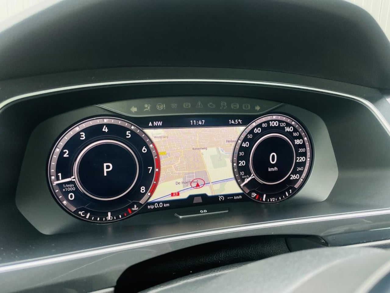 Volkswagen Tiguan - 2.0 TSI 4Motion Highline | 3 x R-line | Pano | Carplay / Android Auto | Dynaudio | HUD | 2