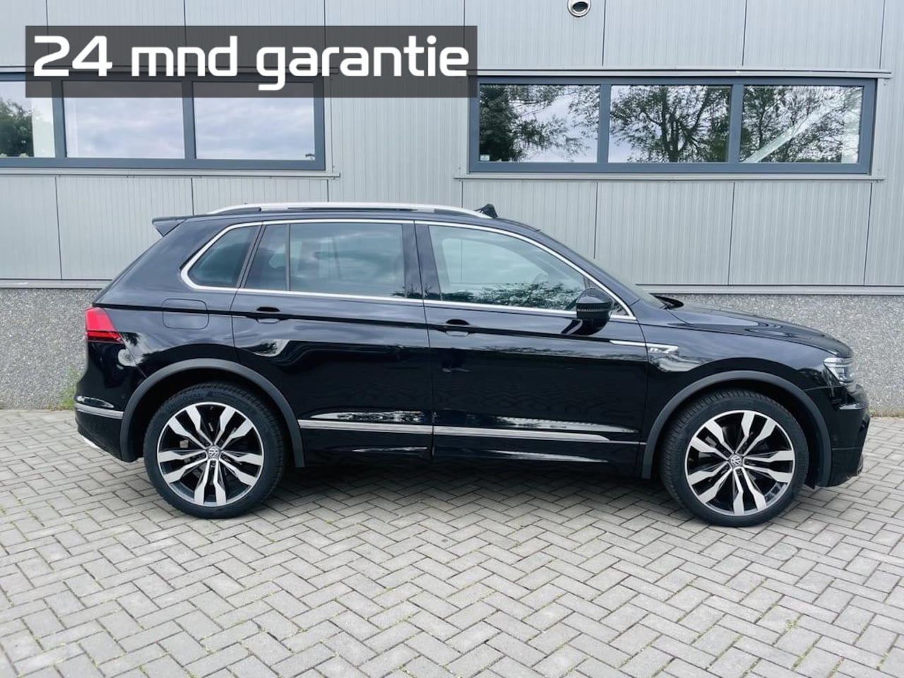 Volkswagen Tiguan - 2.0 TSI 4Motion Highline | 3 x R-line | Pano | Carplay / Android Auto | Dynaudio | HUD | 2