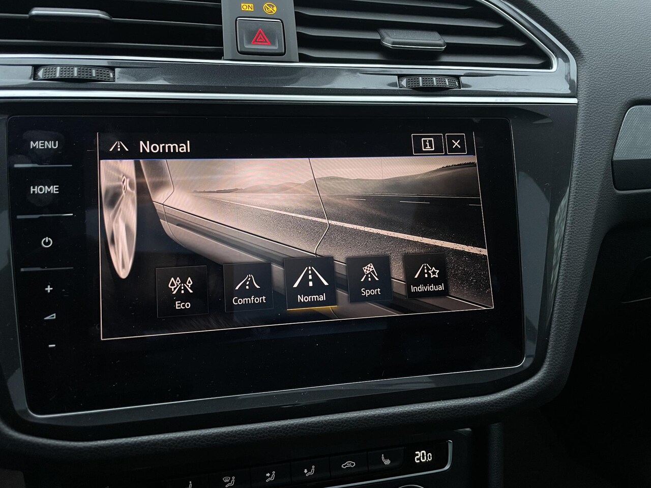Volkswagen Tiguan - 2.0 TSI 4Motion Highline | 3 x R-line | Pano | Carplay / Android Auto | Dynaudio | HUD | 2