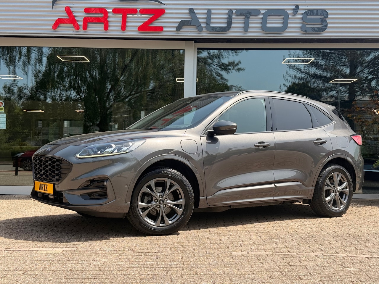 Ford Kuga - 2.5 PHEV 225 ST-line X l B&O l LED l Winterpack - AutoWereld.nl