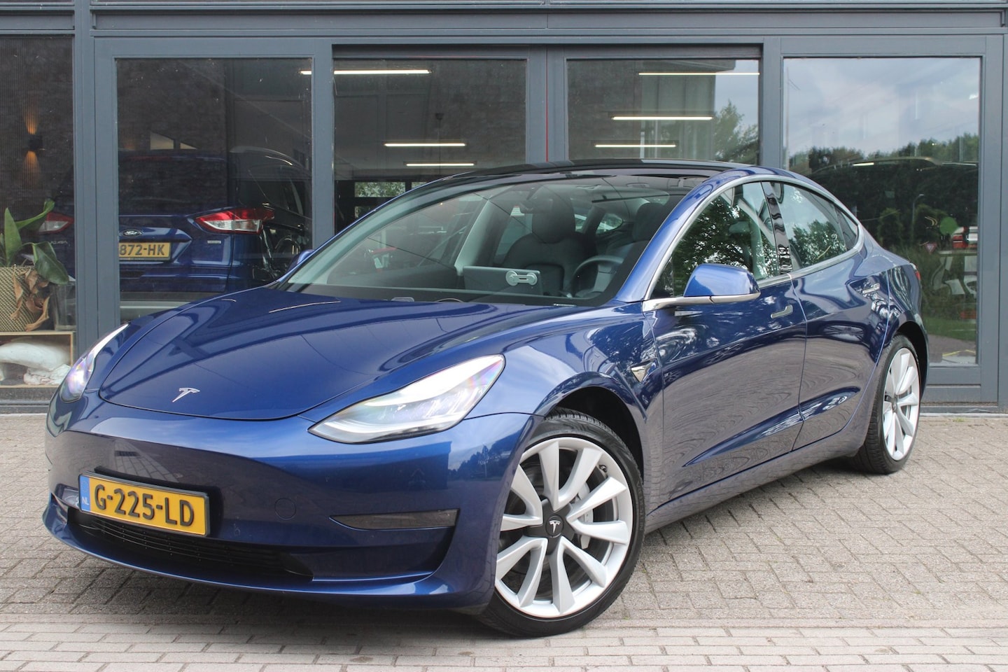 Tesla Model 3 - Long Range RWD Long Range AWD 75 kWh | SOH 88% |Snelwegassistent | 360 Camera | Stoelverwarming | Leder | - AutoWereld.nl