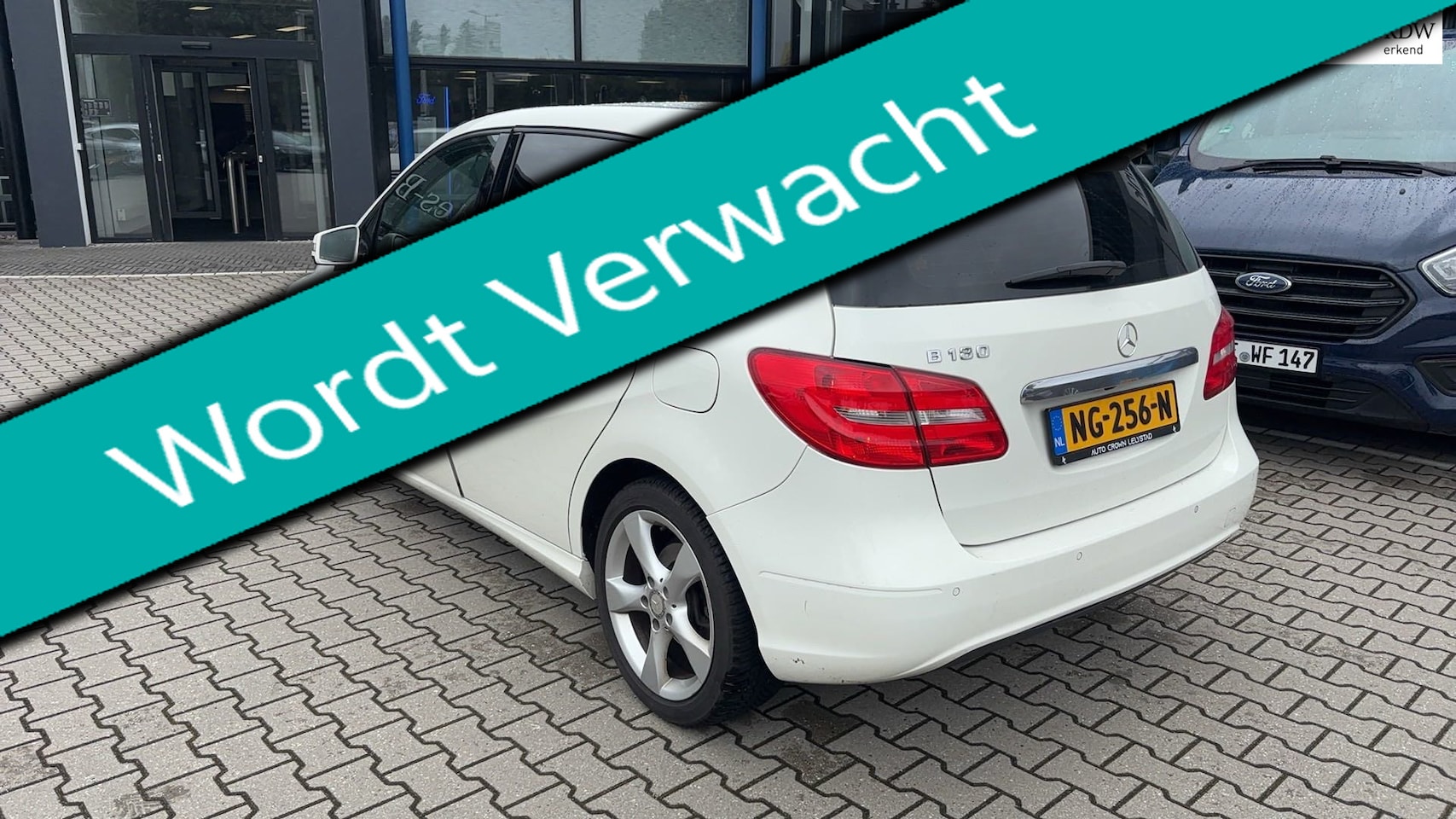 Mercedes-Benz B-klasse - 180 Automaat 122pk Clima LED Navi PDC Historie - AutoWereld.nl