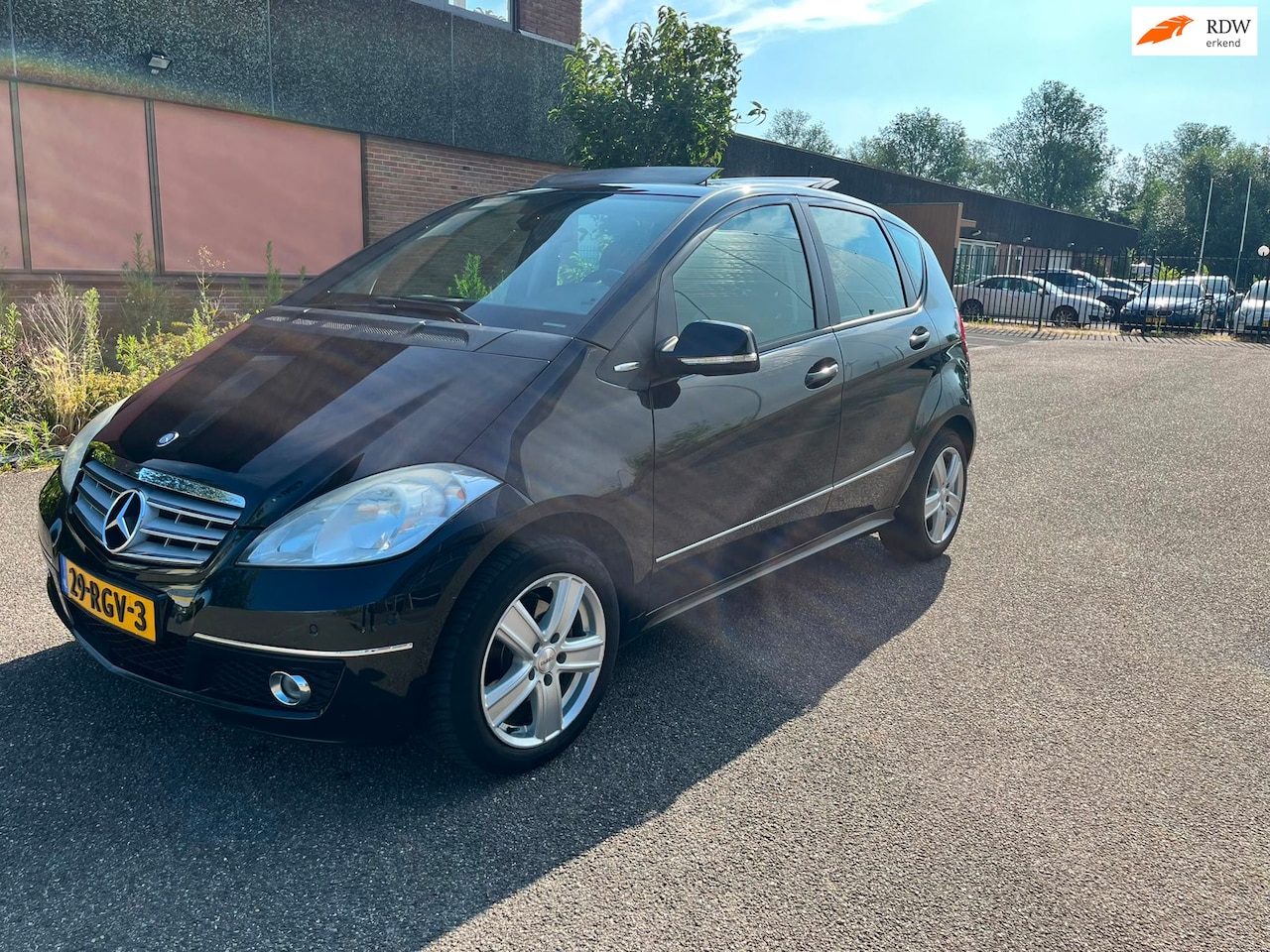 Mercedes-Benz A-klasse - 180 Avantgarde Automaat Pano Navi N.A.P - AutoWereld.nl