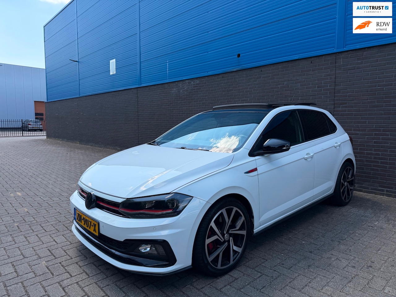 Volkswagen Polo - 2.0 TSI GTI | Pano | Virtual | BEATS | CarPlay | ACC | Camera | Parkeersensoren | Sfeerver - AutoWereld.nl