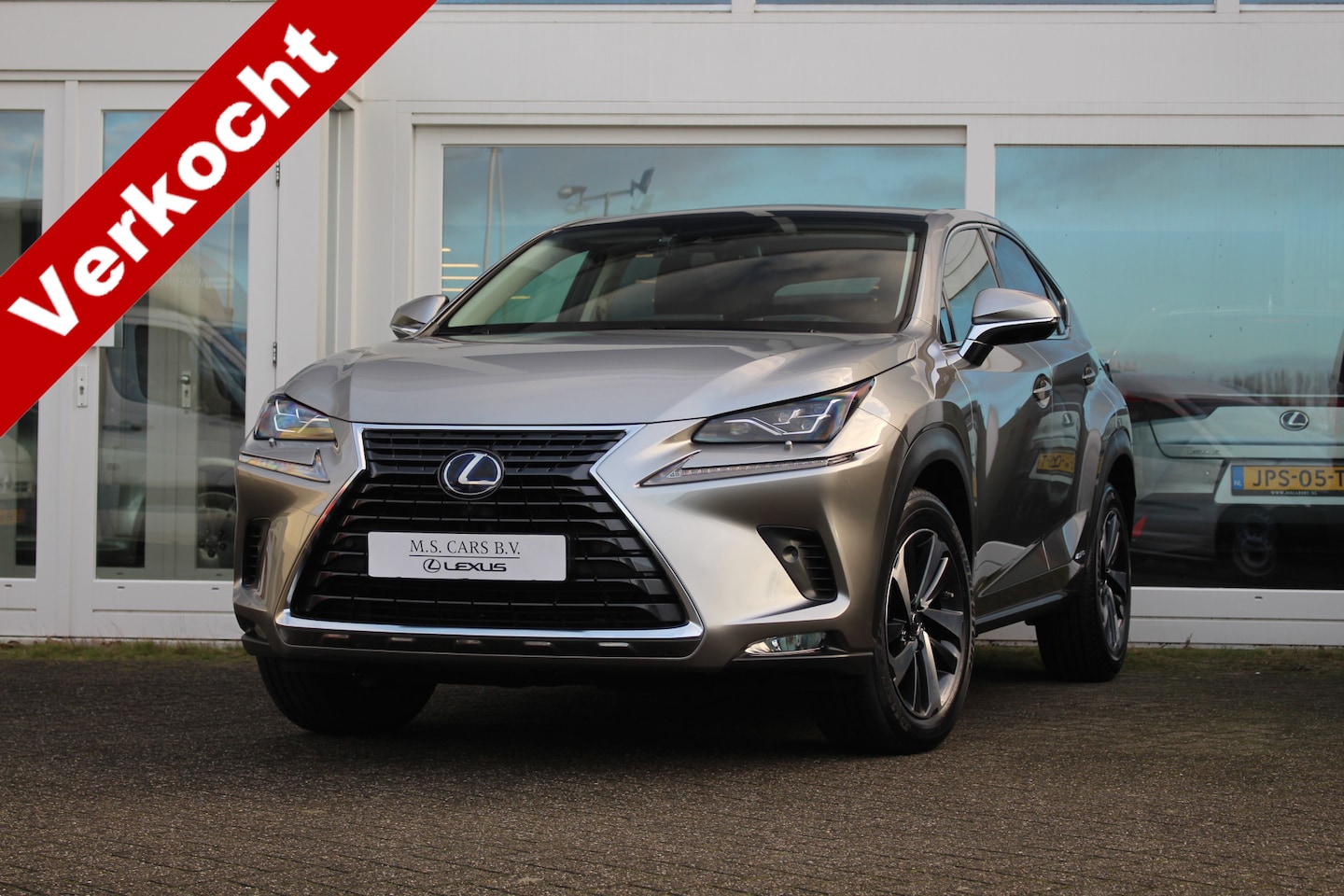 Lexus NX - 300h Hybride AWD President Line I Pano I Mark Lev. I Carplay - AutoWereld.nl