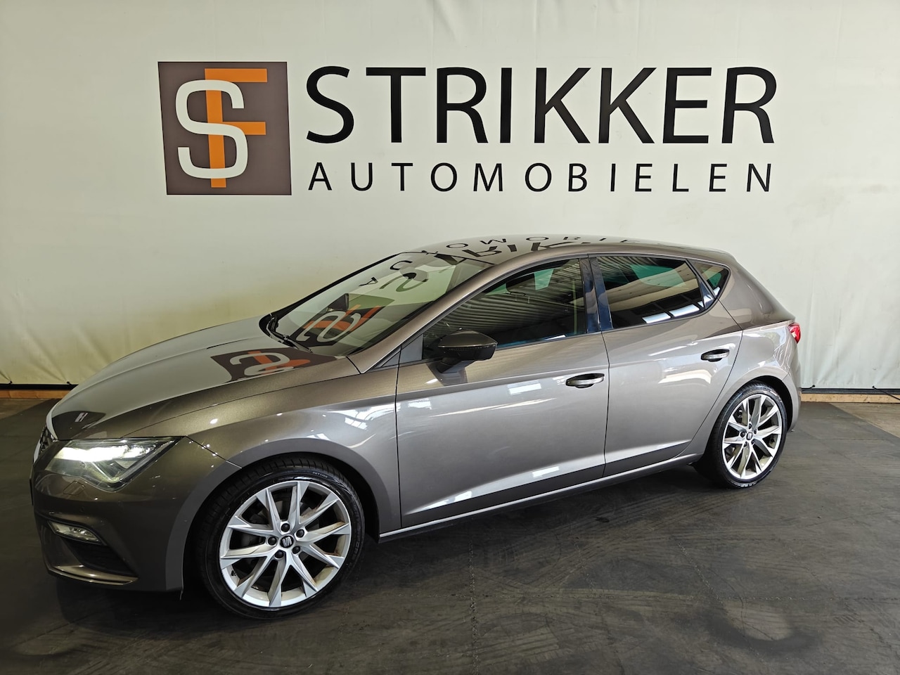 SEAT Leon - 1.4 EcoTSI FR Business Intense 1.4 EcoTSI FR Business Intense - AutoWereld.nl