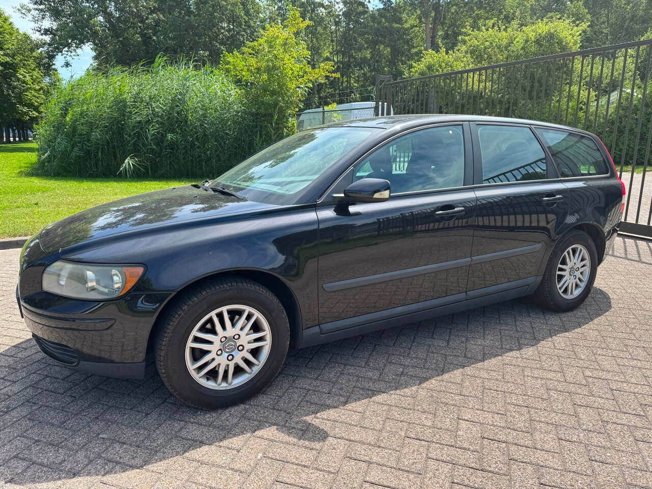 Volvo V50 - 1.8/NWE APK/ AIRCO/CRUISE/TREKHAAK/ELEKTRISCHE RAMEN/ - AutoWereld.nl