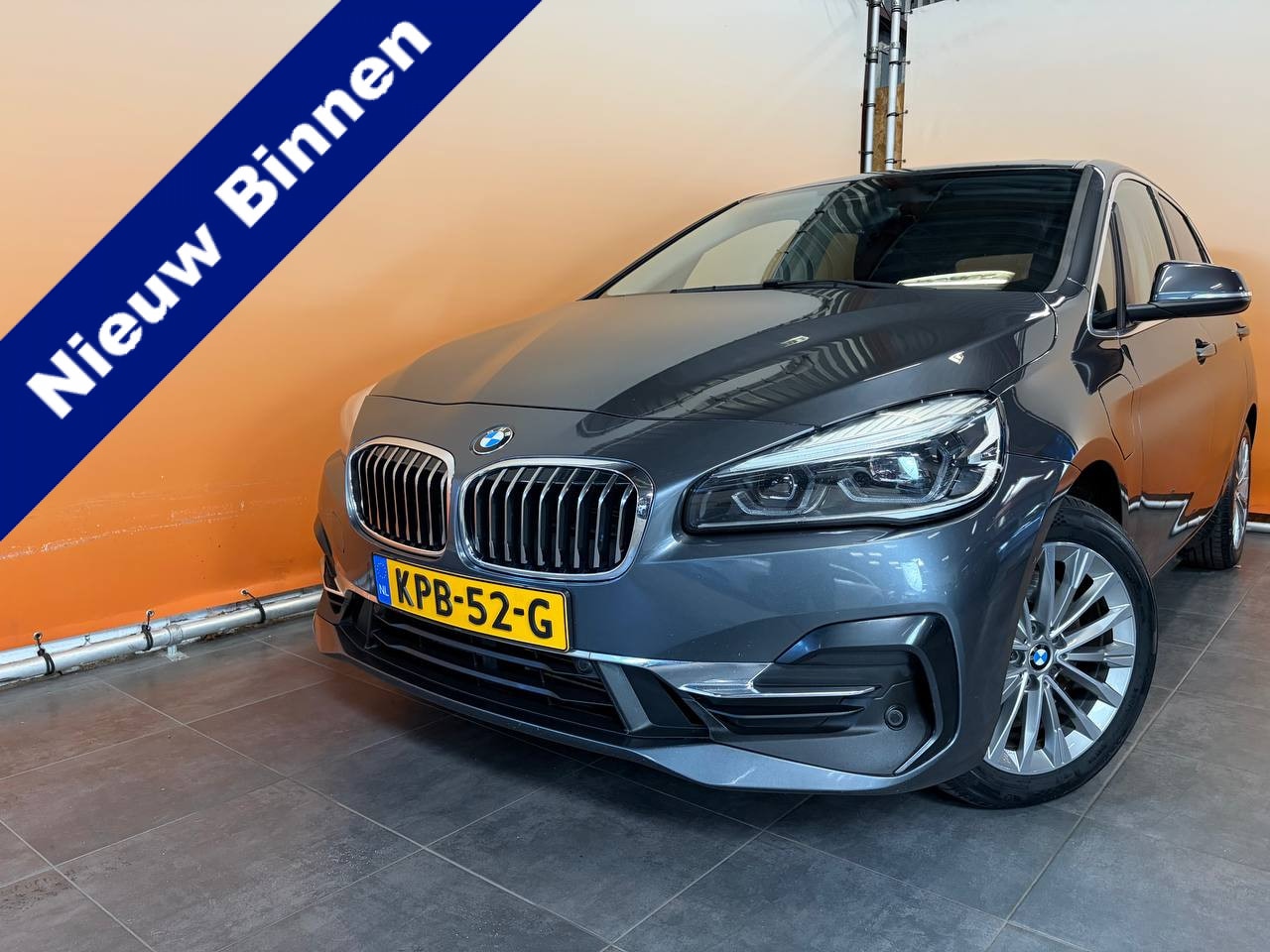 BMW 2-serie Active Tourer - 225xe iPerformance High Executive leer | sportint | schuifd | head up | camera | led - AutoWereld.nl