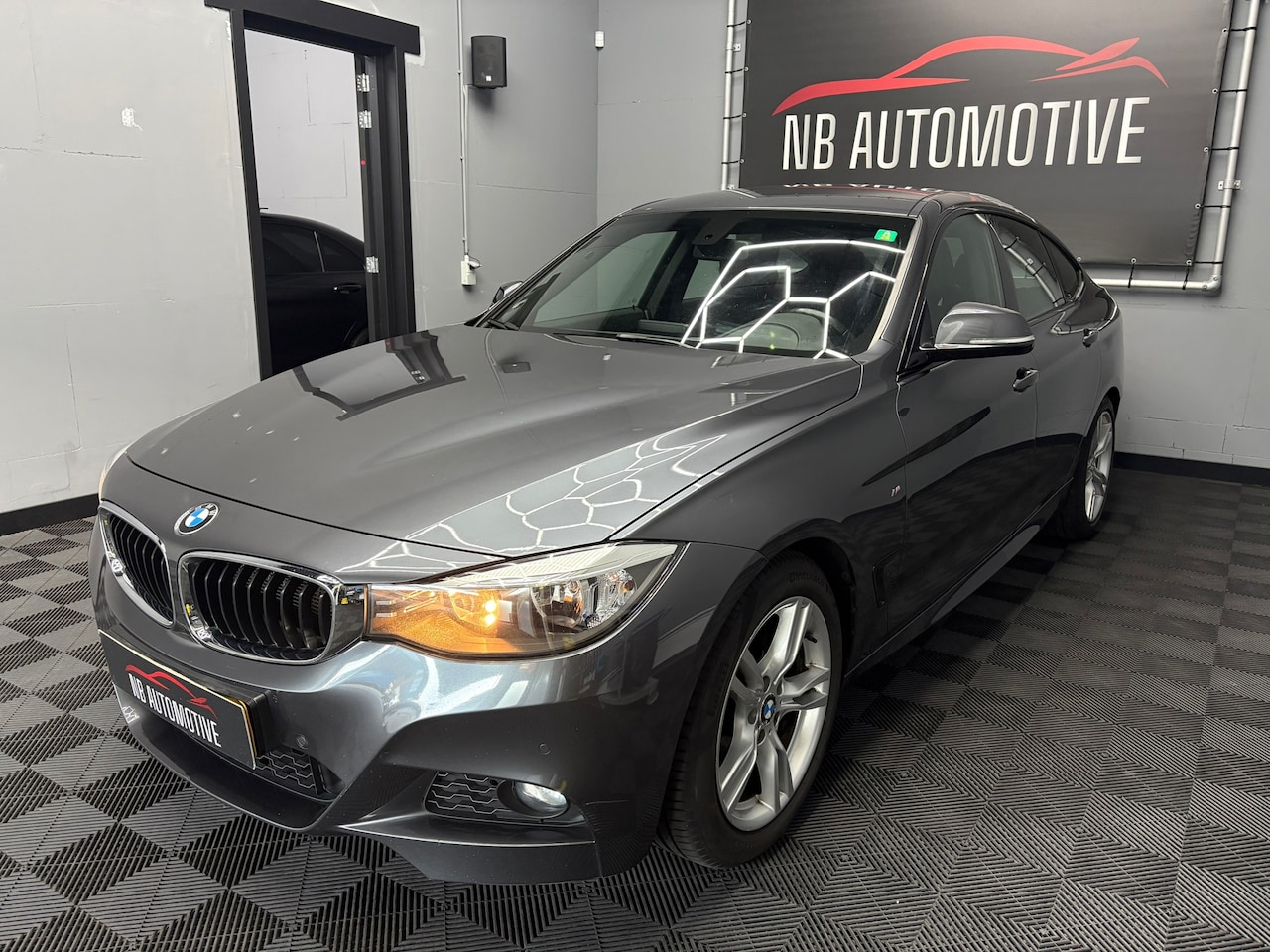 BMW 3-serie Gran Turismo - 320d Executive 320d Executive - AutoWereld.nl