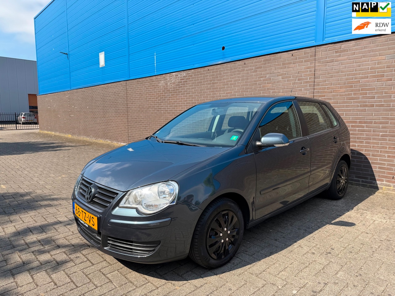 Volkswagen Polo - 1.4-16V Optive | Automaat | 5-Deurs | Airconditioning | Centrale Vergrendeling | Elektrisc - AutoWereld.nl