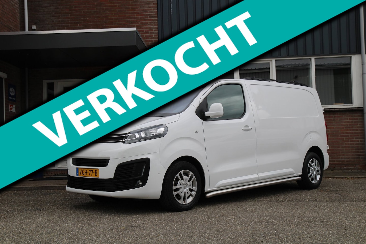 Citroën Jumpy - 2.0 BlueHDI 120PK Driver / Trekhaak / App connect / 3 zits - AutoWereld.nl