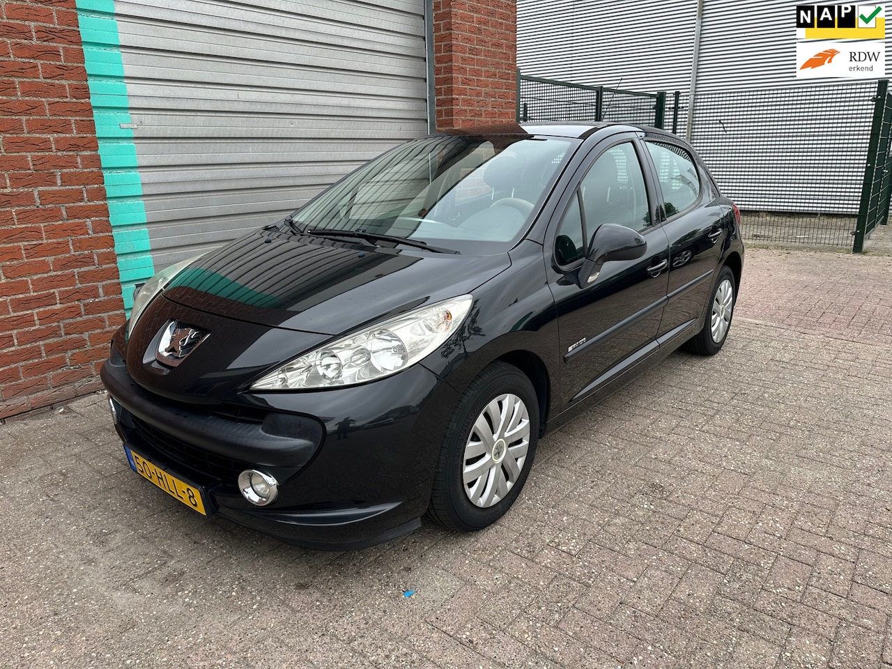 Peugeot 207 - 1.4 VTi Look Airco! Bj:2009 - AutoWereld.nl