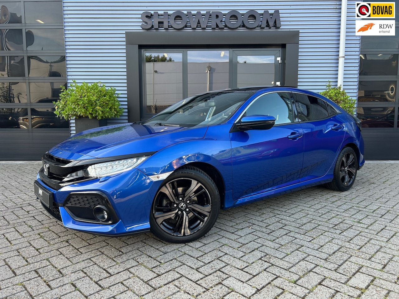 Honda Civic - 1.0 i-VTEC Executive PANO|AUTOMAAT|CAMERA|TREKHAAK|ACC|NAVI|STOELVERWARMING - AutoWereld.nl