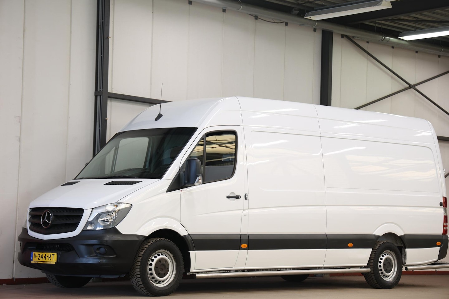 Mercedes-Benz Sprinter - 311 2.2 CDI AUTOMAAT L3H2 POST NL EURO 6 - AutoWereld.nl