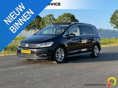 Volkswagen Touran - 1.8 TSI Highline 7p Clima, cruise, camera, pano, leder, trekhaak, keyless