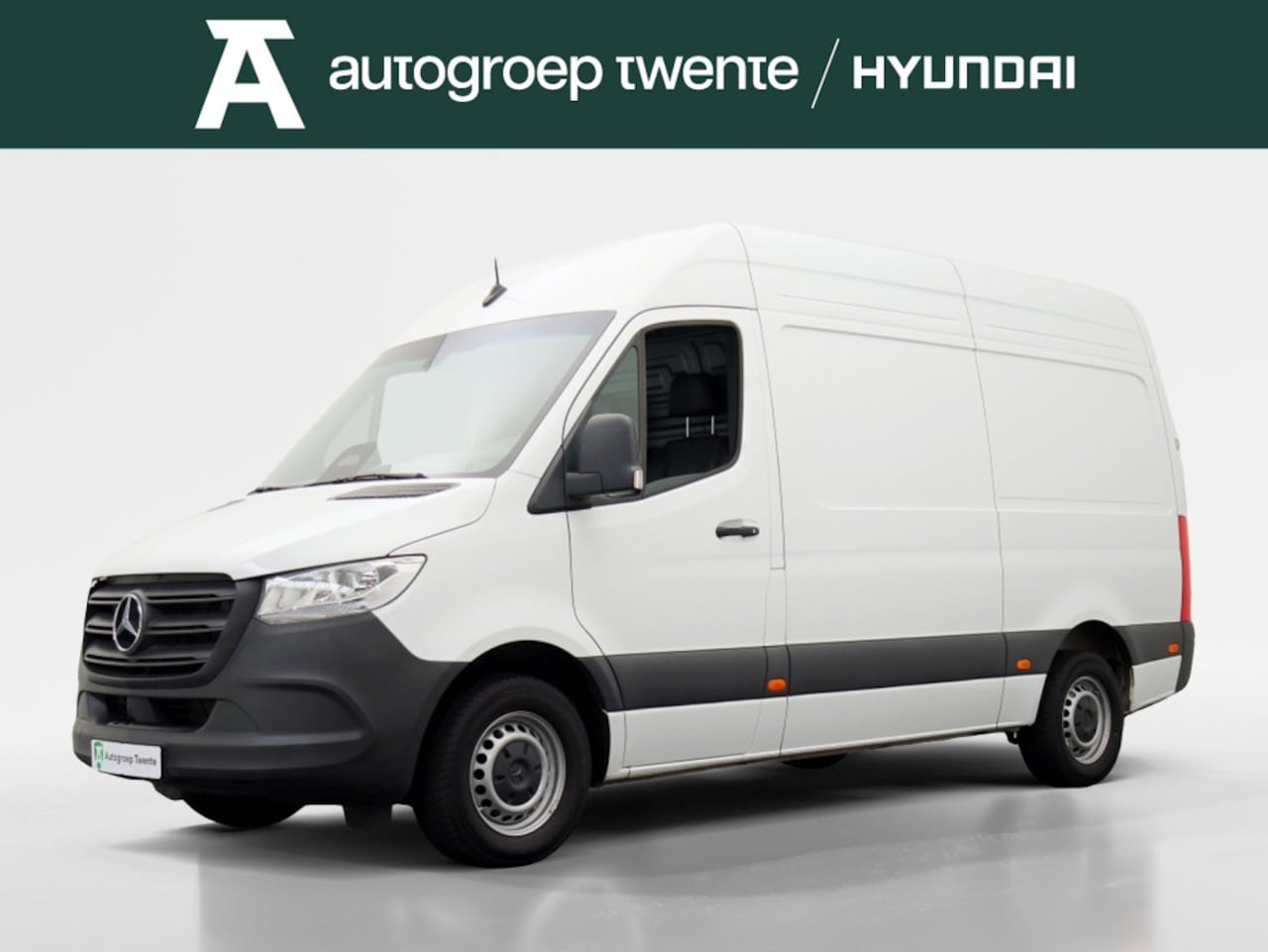 Mercedes-Benz Sprinter - 317CDI RWD | L2H2 Pro | Cruise control | Betimmering | Stoelverw - AutoWereld.nl