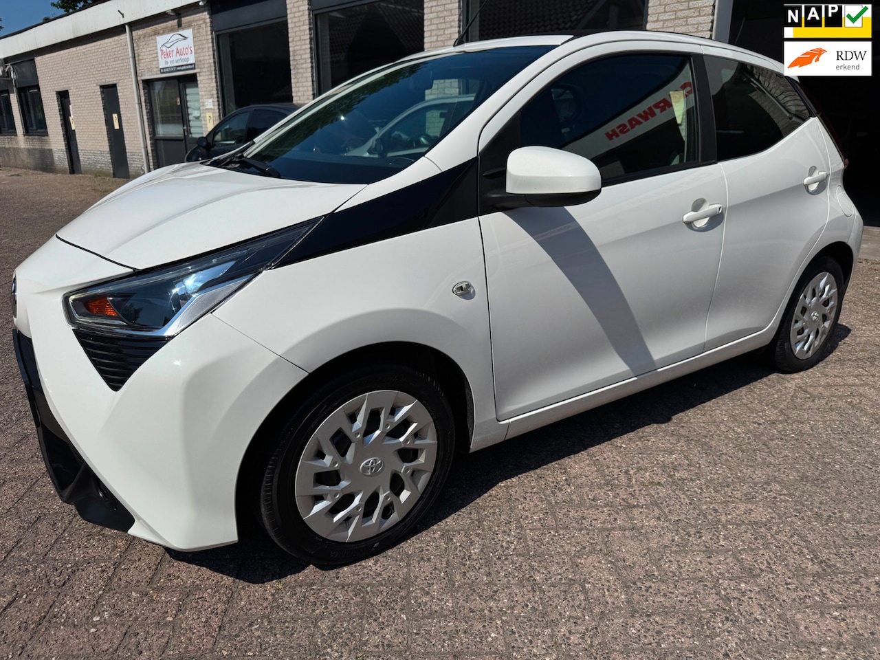 Toyota Aygo - 1.0 VVT-i x-play AIRCO CABRIODAK ORG 62983 KM NAP VOLLEDIG DEALER ONDERHOUDEN NW APK BOMVO - AutoWereld.nl