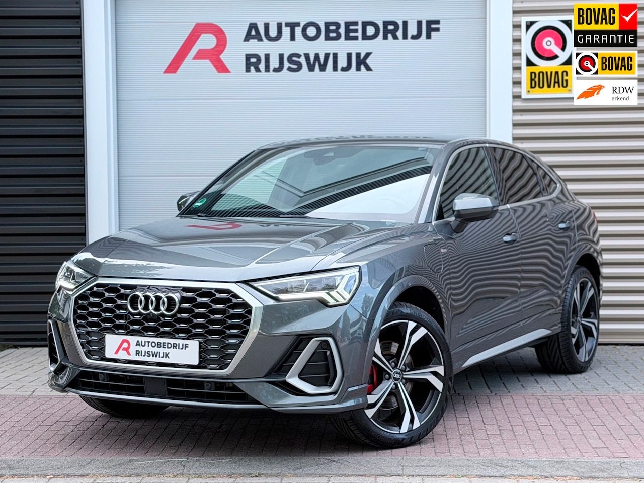 Audi Q3 Sportback - 45 TFSI e S Edition 360/Matrix/Keyless - AutoWereld.nl