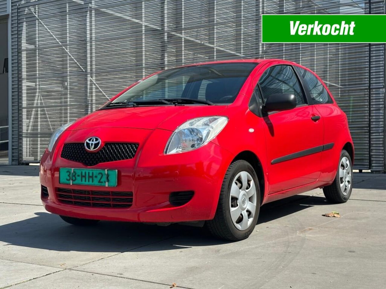 Toyota Yaris - 1.3 VVTI TERRA AIRCO !! APK 19-6-2027 !! - AutoWereld.nl
