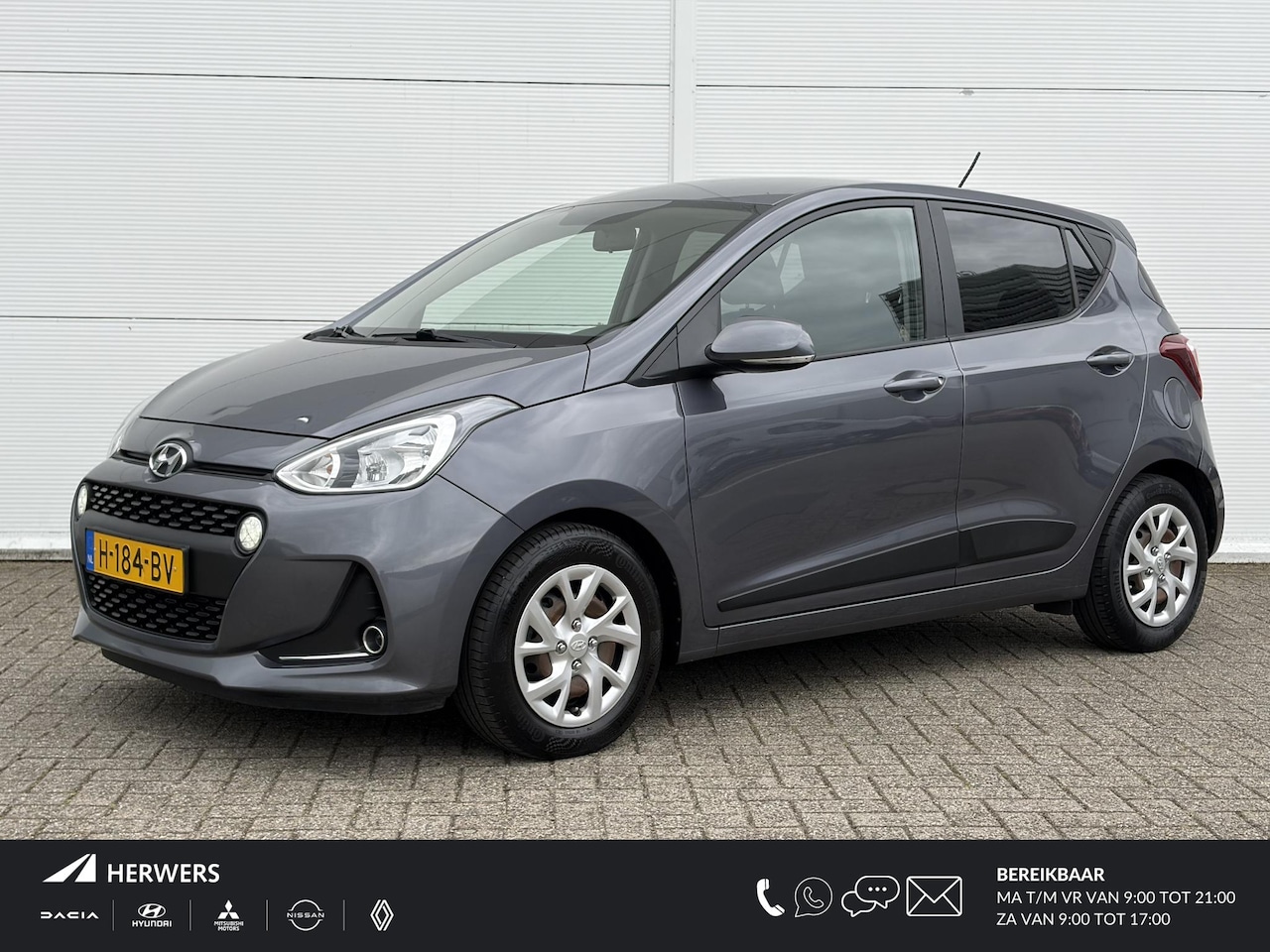 Hyundai i10 - 1.0 Premium / Trekhaak / Stoel en stuurverwarming / Apple Carplay/Android Auto / - AutoWereld.nl