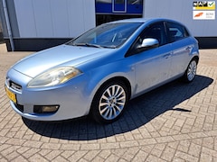 Fiat Bravo - 1.4 T-Jet AIRCO KOUD/PDC/RIJDT GOED/APK 2-2027