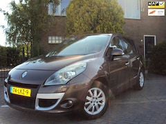 Renault Scénic - 2.0 Privilege