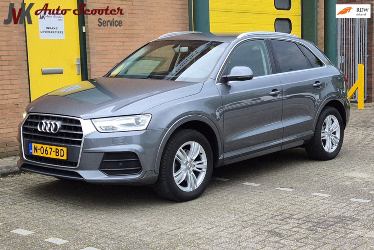 Audi Q3 - 2.0 TFSI quattro Sport Pro Line S Airco! Trekhaak! Automaat! - AutoWereld.nl