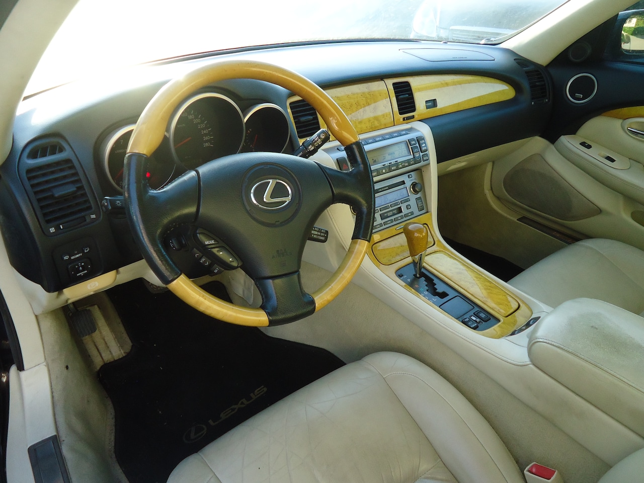 Lexus SC - 430 koopje van het jaar