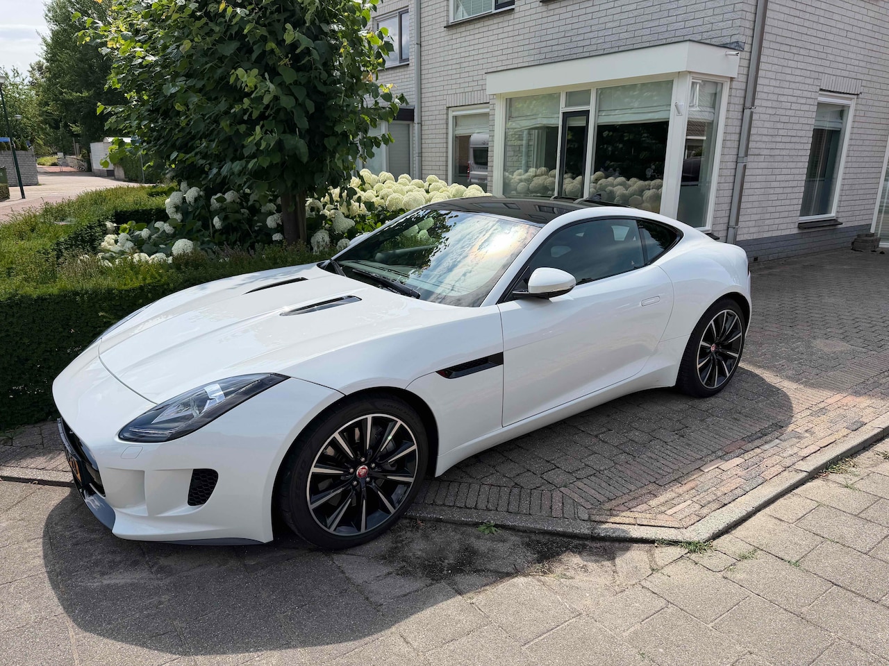 Jaguar F-type - 3.0 V6 Coupé - AutoWereld.nl