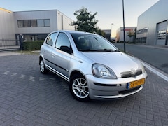 Toyota Yaris - 1.3-16V VVT-i Sol-Automaat