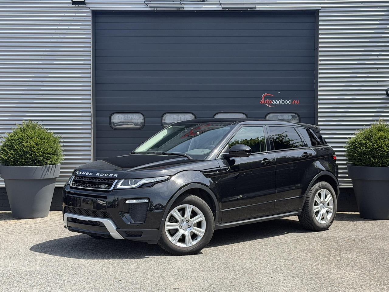 Land Rover Range Rover Evoque - 2.0 TD4 HSE Dynamic | Panoramadak | Camera | Lederen Bekleding | Stoelverwarming | Climate - AutoWereld.nl