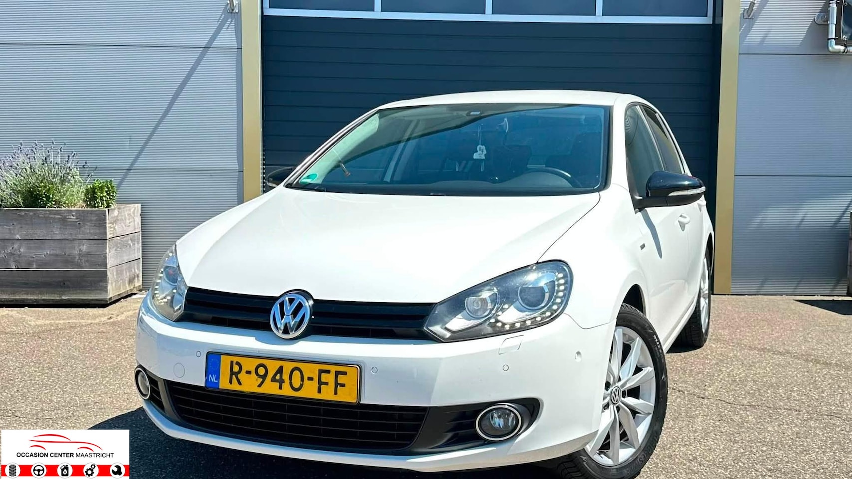 Volkswagen Golf - 1.4 TSI Automaat,Camera,Clima,Cruise,Carplay - AutoWereld.nl