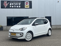 Volkswagen Up! - 1.0 move up BlueMotion AIRCO PANO STOELVERWARMING