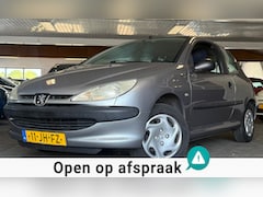 Peugeot 206 - 1.1 XR|NAP|NweAPK|Elekramen||Scherpeprijs|PerfectOH|