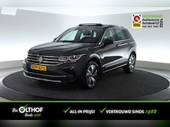 Volkswagen Tiguan - 1.4 TSI eHybrid R-Line Business+ | CARPLAY | TREKHAAK | SCHUIF-KANTEL DAK |