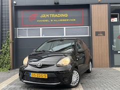 Toyota Aygo - 1.0 VVT-i Comfort zwart 5drs airco NAP lage km stand