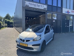 Toyota Aygo - 1.0-12V + Nieuwe APK NAP Rapport