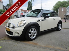 MINI 3-Deurs - 1.6 One MINIMALIST Business Line / AIRCO / NAVI / NW-STAAT / NL.AUTO / 98dkm