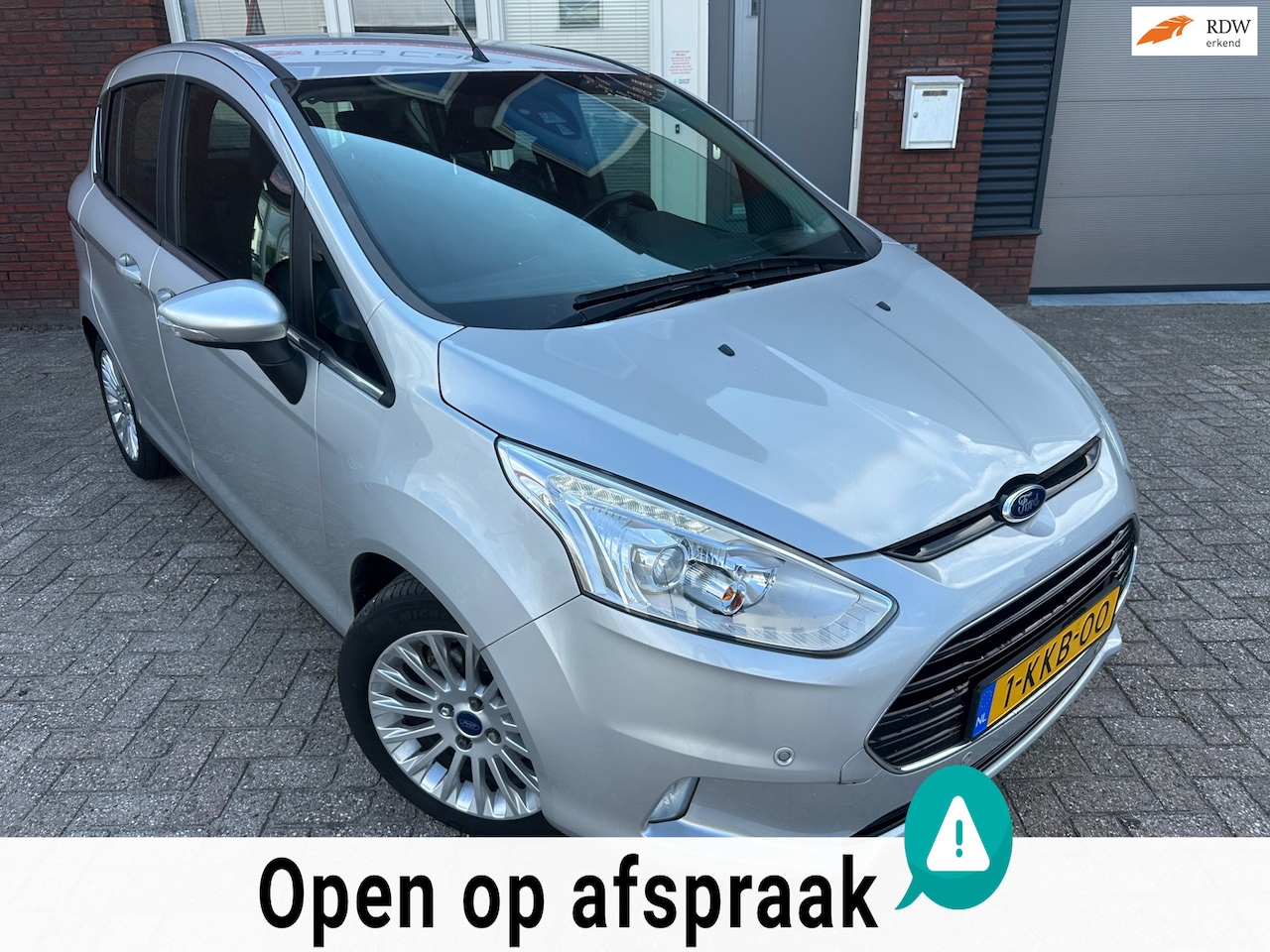 Ford B-Max - 1.0 EcoBoost Titanium / Navi / Camera / PDC / Clima / Cruise - AutoWereld.nl
