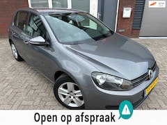 Volkswagen Golf - 1.4 TSI Comfortline / Navi / Clima / Cruise / 5DRS / NAP