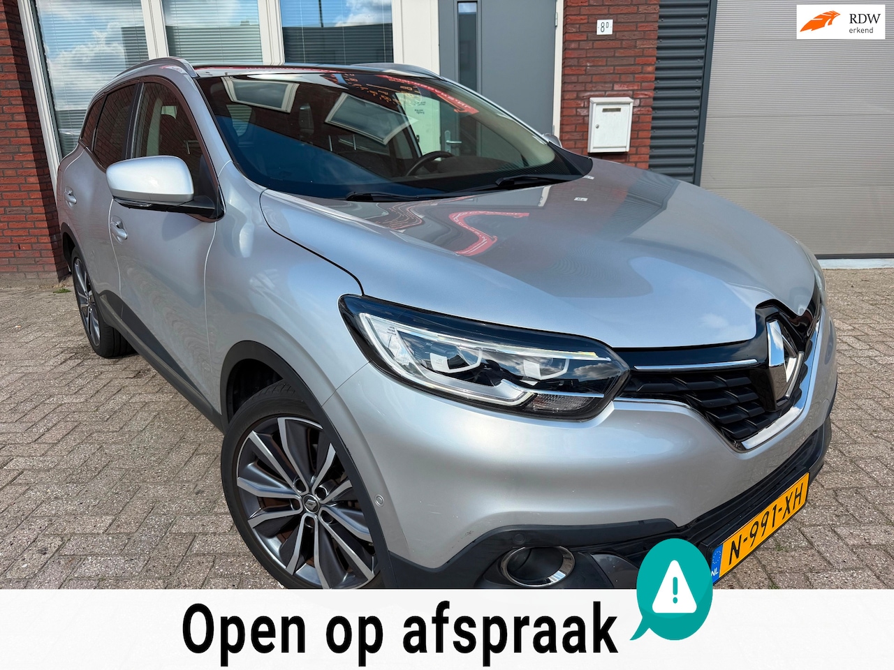 Renault Kadjar - 1.2 TCe Extase / Pano / Leder / Camera / Navi / PDC / Keyless - AutoWereld.nl