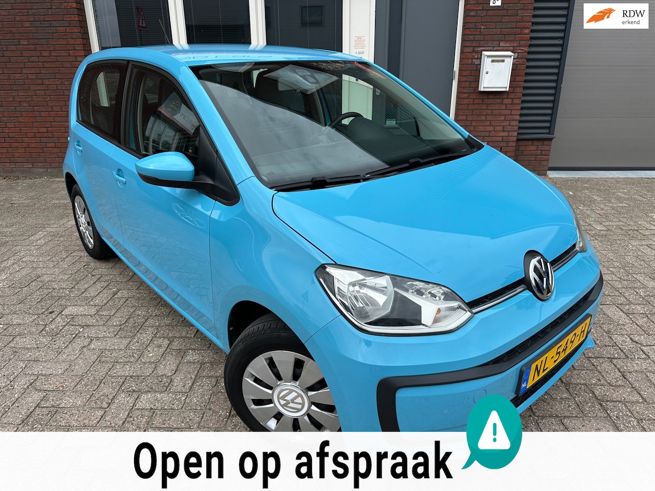 Volkswagen Up! - 1.0 BMT move up! / Airco / 5DRS / DAB / NAP - AutoWereld.nl