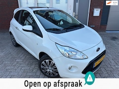 Ford Ka - 1.2 Titanium X / Pano / Clima / PDC / NAP