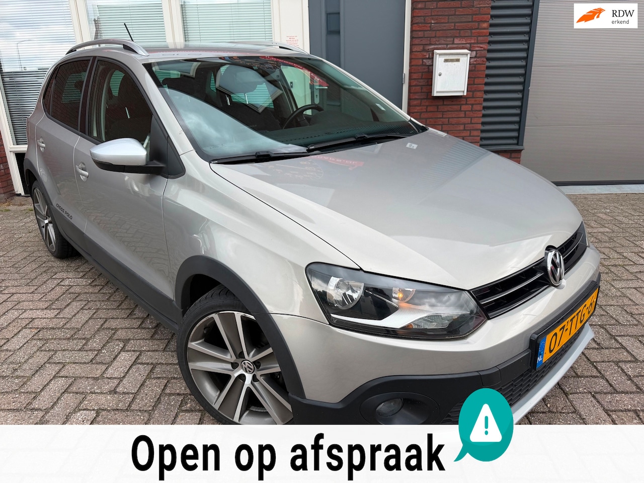 Volkswagen Polo - 1.2 TSI Cross / Clima / PDC / Cruise / LM / NAP - AutoWereld.nl