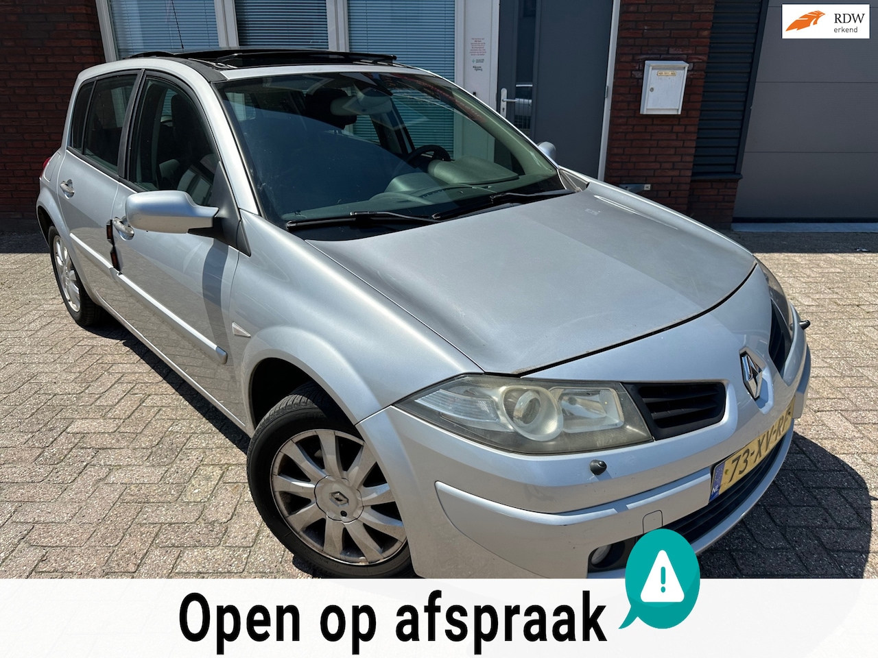 Renault Mégane - 1.6-16V Tech Line / Schuifdak / PDC / Clima / AUT / NAP - AutoWereld.nl
